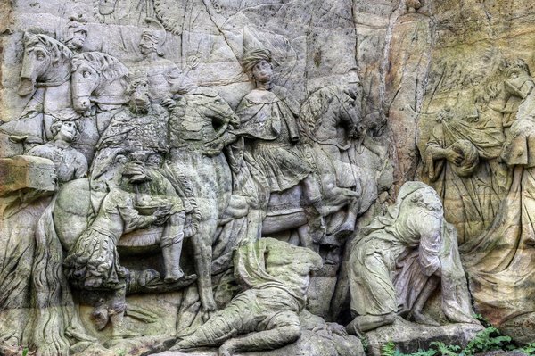 Comment intégrer des éléments de physique amusants dans un spectacle de magie pour enfants?